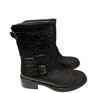 Aquatalia Lynn Quilted Leather Boots
